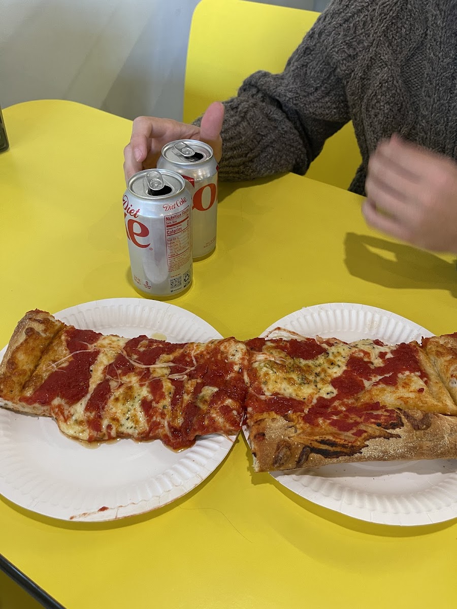 Capri Pizza - Cresco - Photo 4