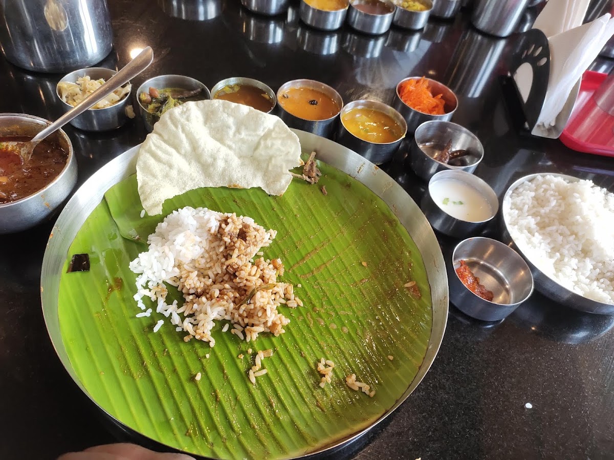 THE MASTER CHEF(TMC) RESTAURANT - Photo 8