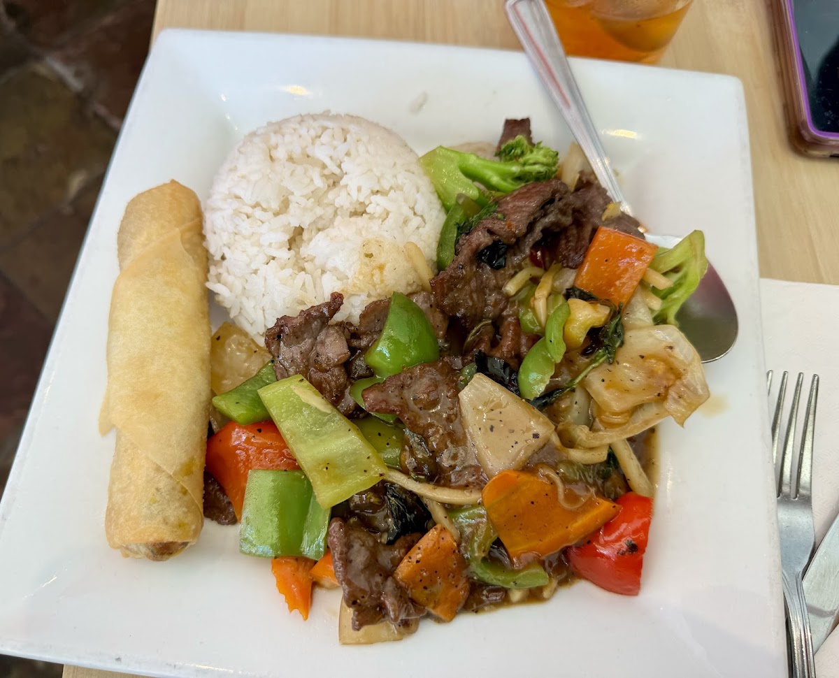Thai Orchid Restaurant - ON L1V 1W9 - Photo 5