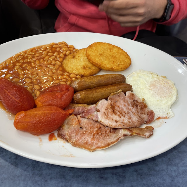 Mega Breakfast