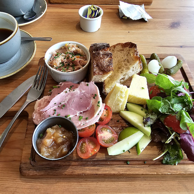 Ploughman's Platter
