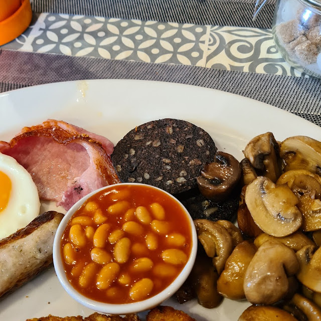 Large & Small Full English Breakfast