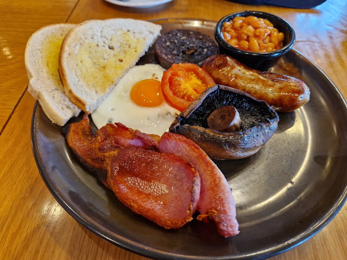 Pier House Cafe and Bistro - Photo 6