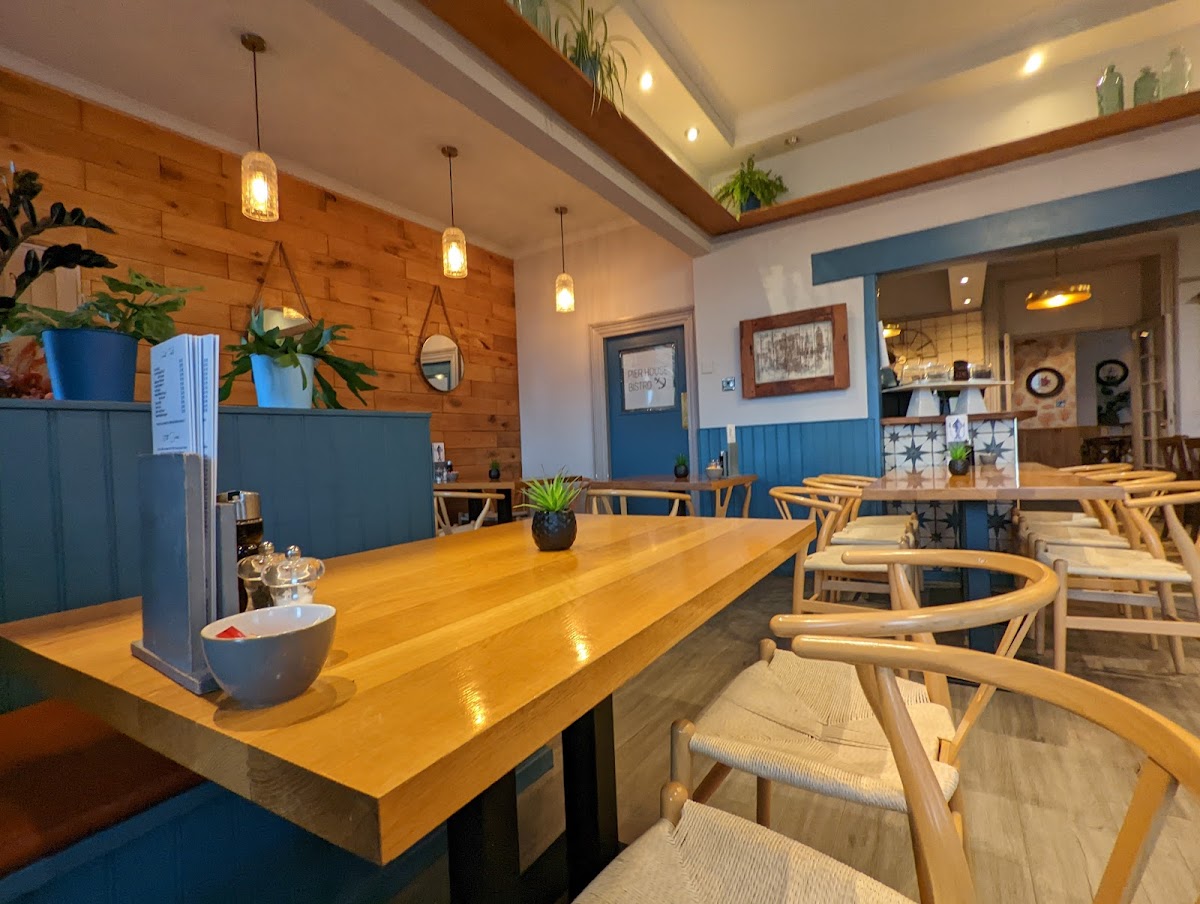 Pier House Cafe and Bistro - Photo 7