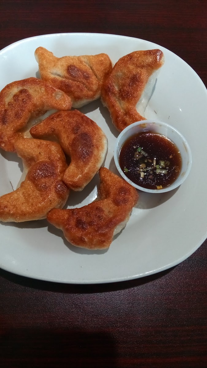 Yummy House - Belvidere - Photo 2