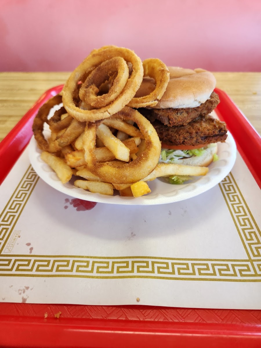 Pete's Drive-In - Woodruff - Photo 1