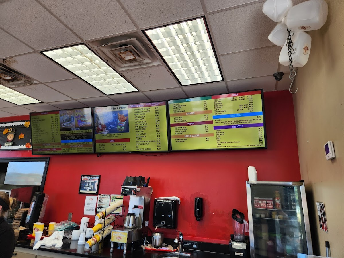 Ward's Restaurant - Mendenhall - Photo 2