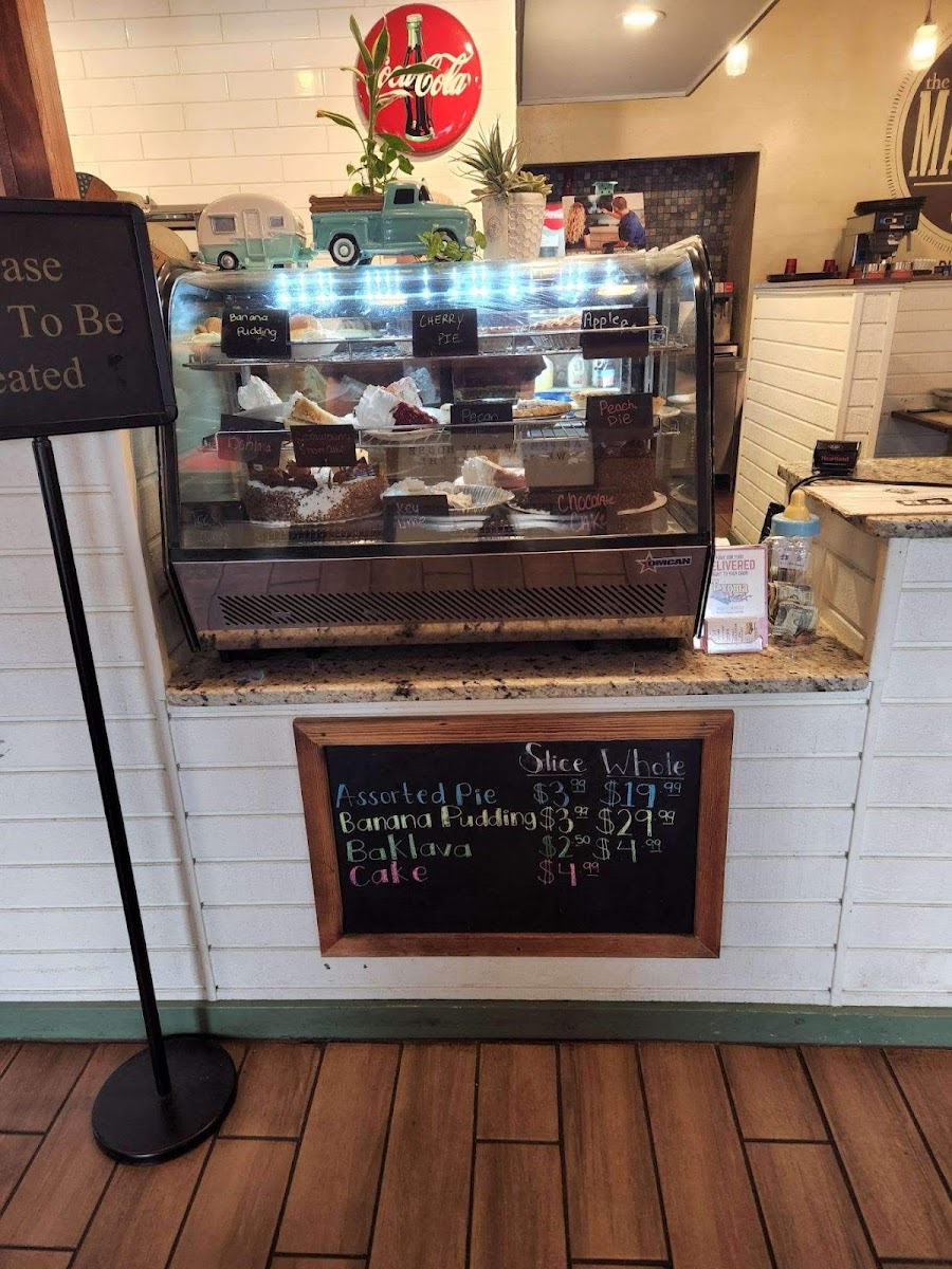 Magnolia Cafe - Durant - Photo 5