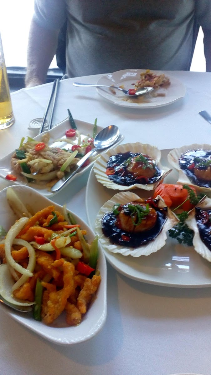 Golden Palace - Oxted RH8 9EU - Photo 4