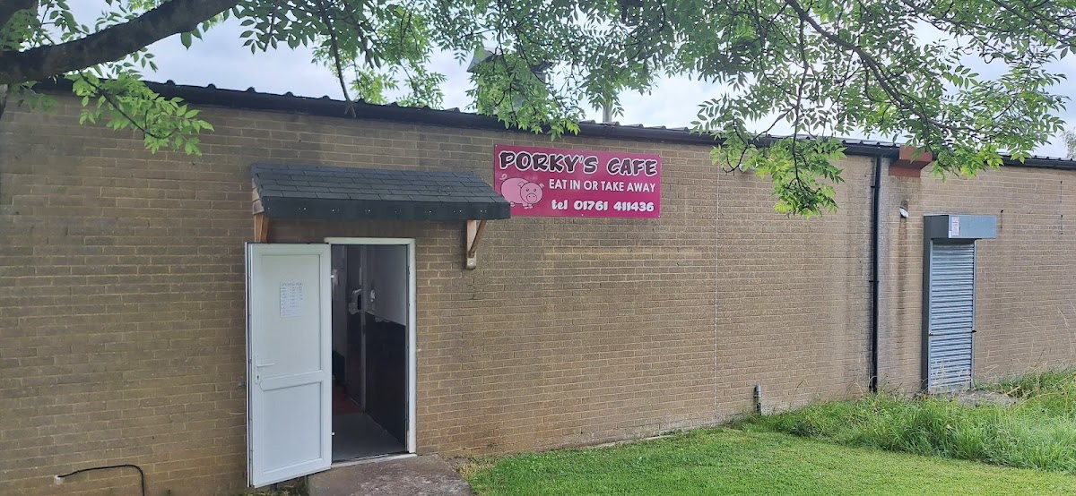 Porkys - Radstock BA3 4BH - Photo 5