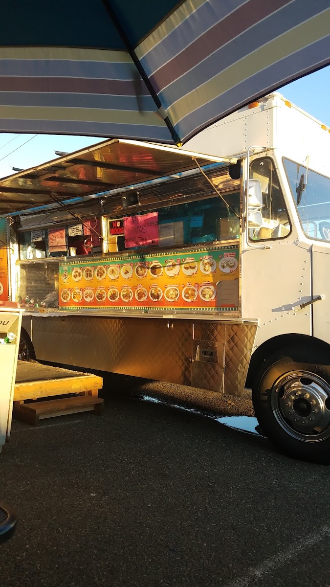 Taqueria La Fondita - Tacoma - Photo 6