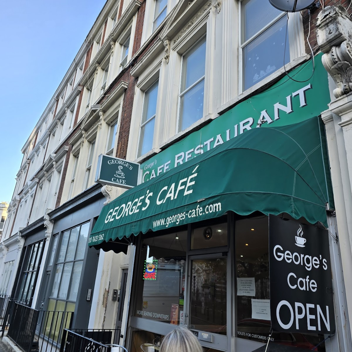 George's Cafe - London W14 0HA