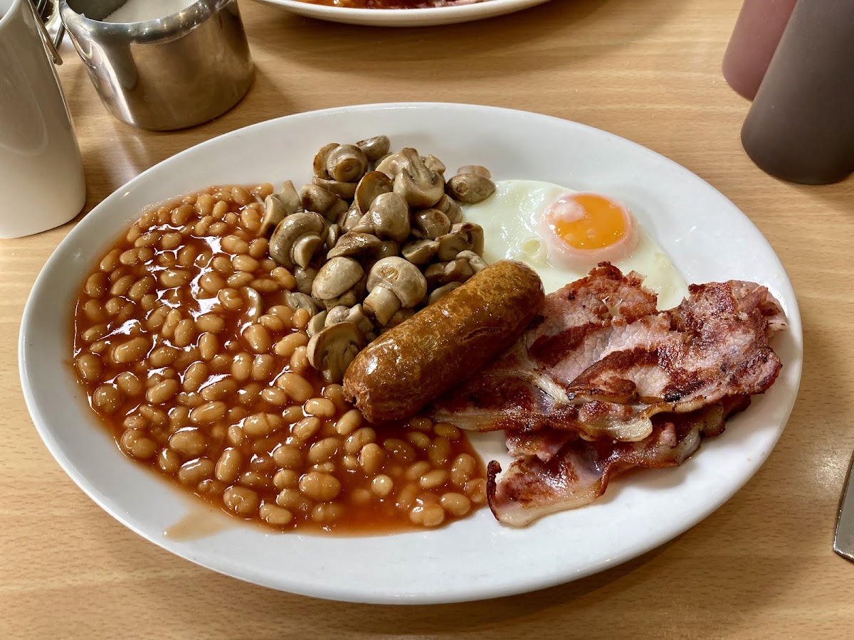 George's Cafe - London W14 0HA - Photo 2