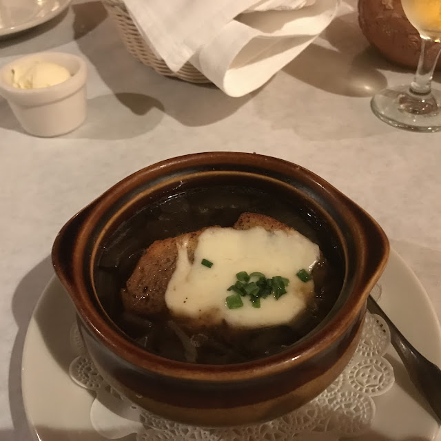 Soupe A I'oignon Gratinee