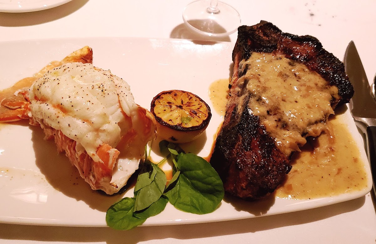 The Capital Grille - Parsippany - Photo 5