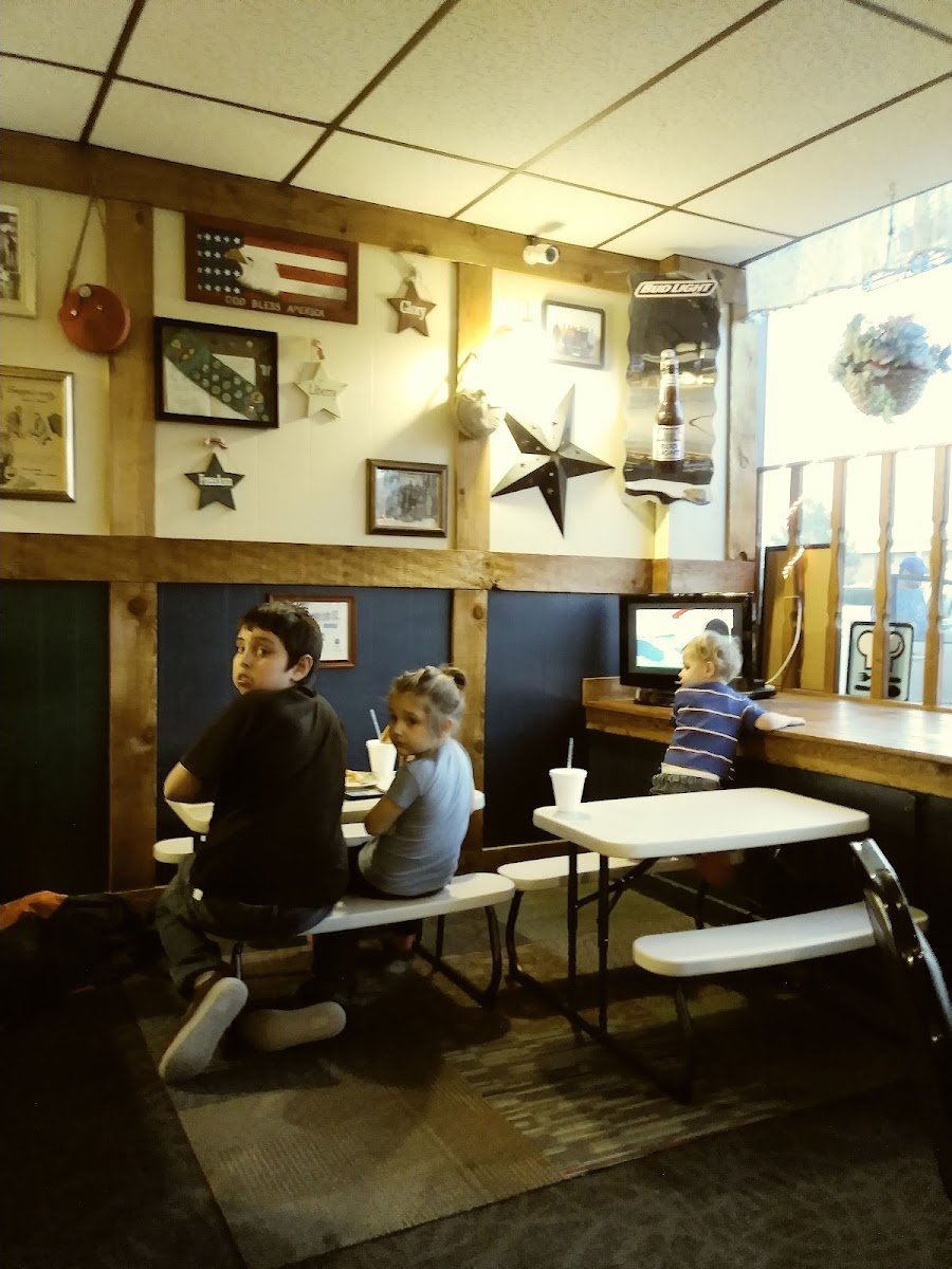 Pizza Village - Ottawa - Photo 4