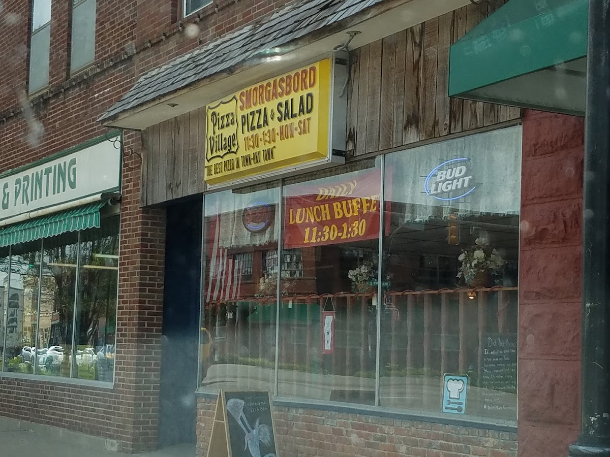 Pizza Village - Ottawa - Photo 5