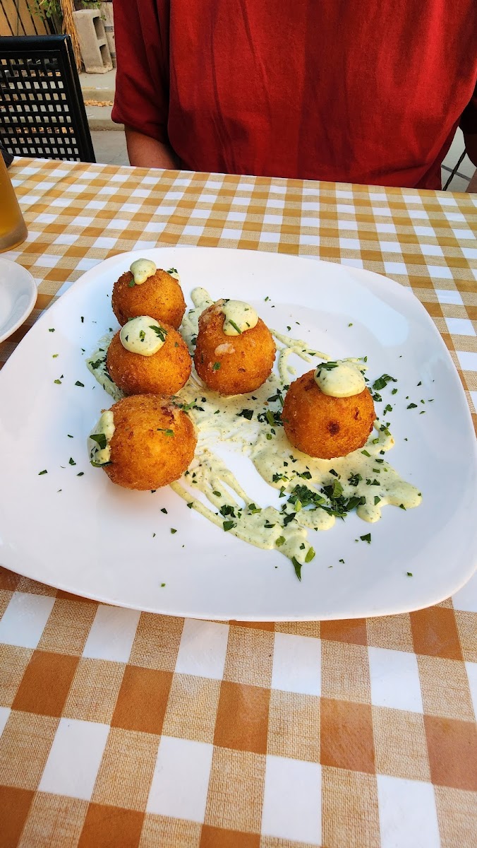 The Gypsy Bistro - Photo 9