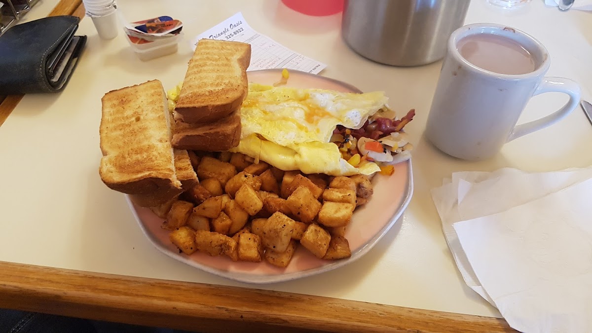 Triangle Oasis Restaurant - Photo 4