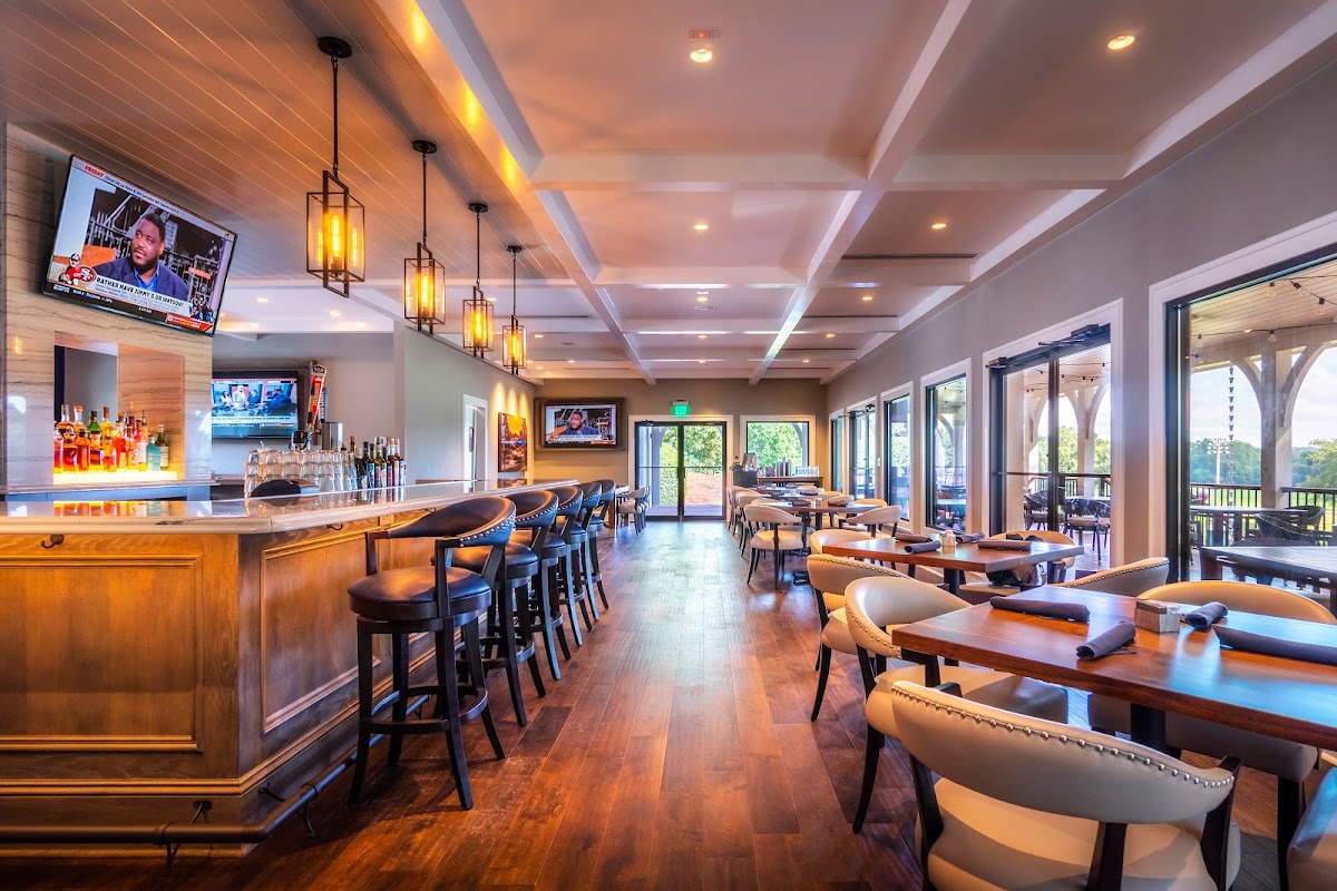 Sarazen’s Bar and Grille