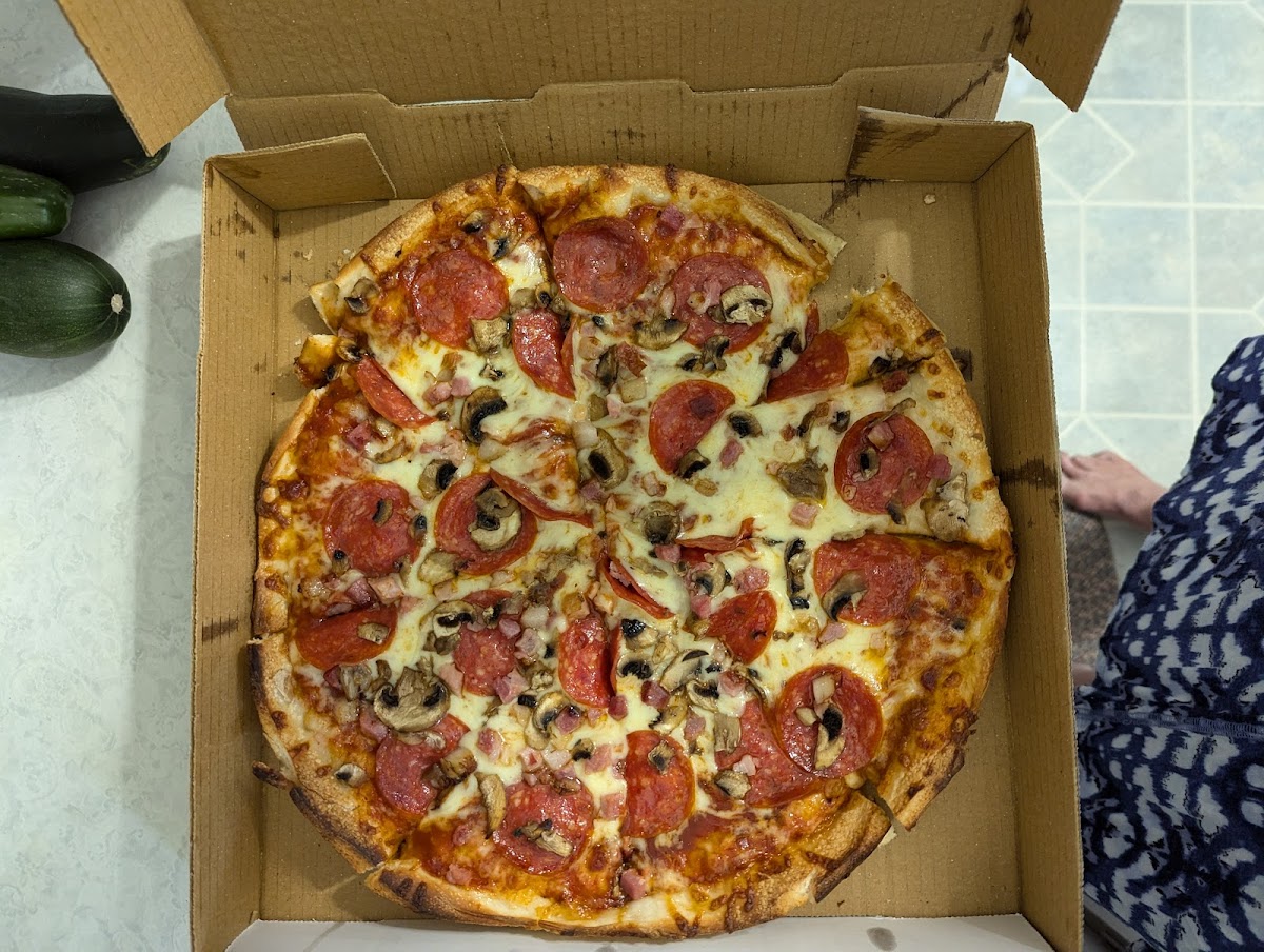 Stromboli's Brick Oven Pizza - Photo 6