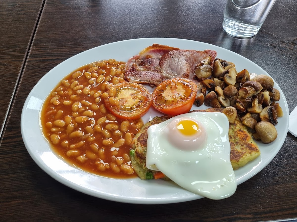 Gadebridge Cafe - Photo 4