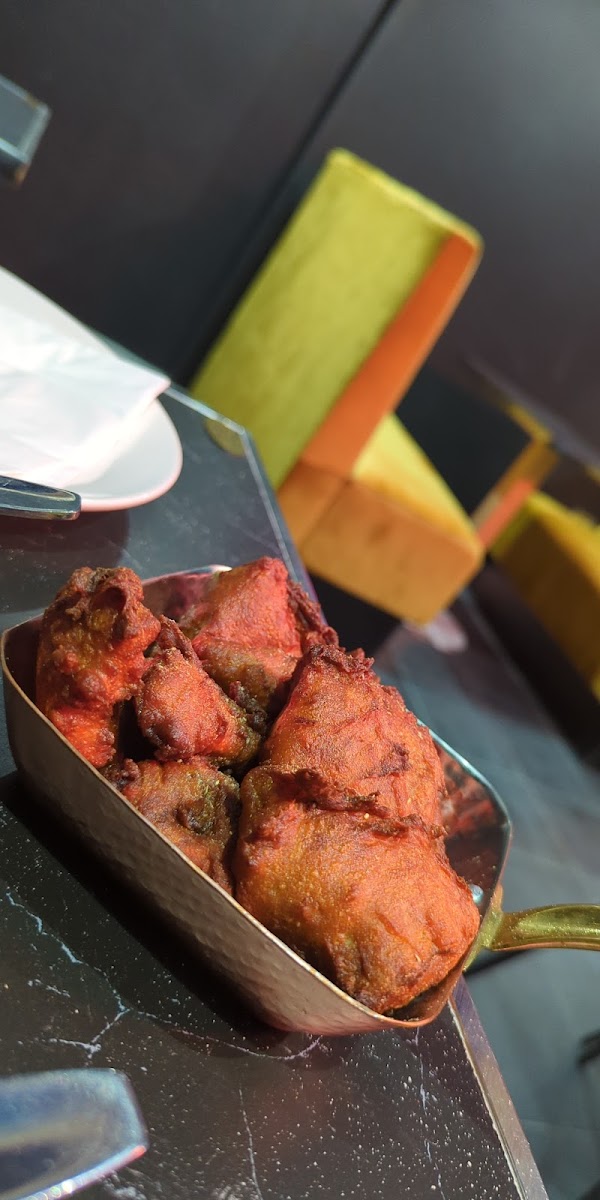 Hukka Me Up Lounge - Photo 5
