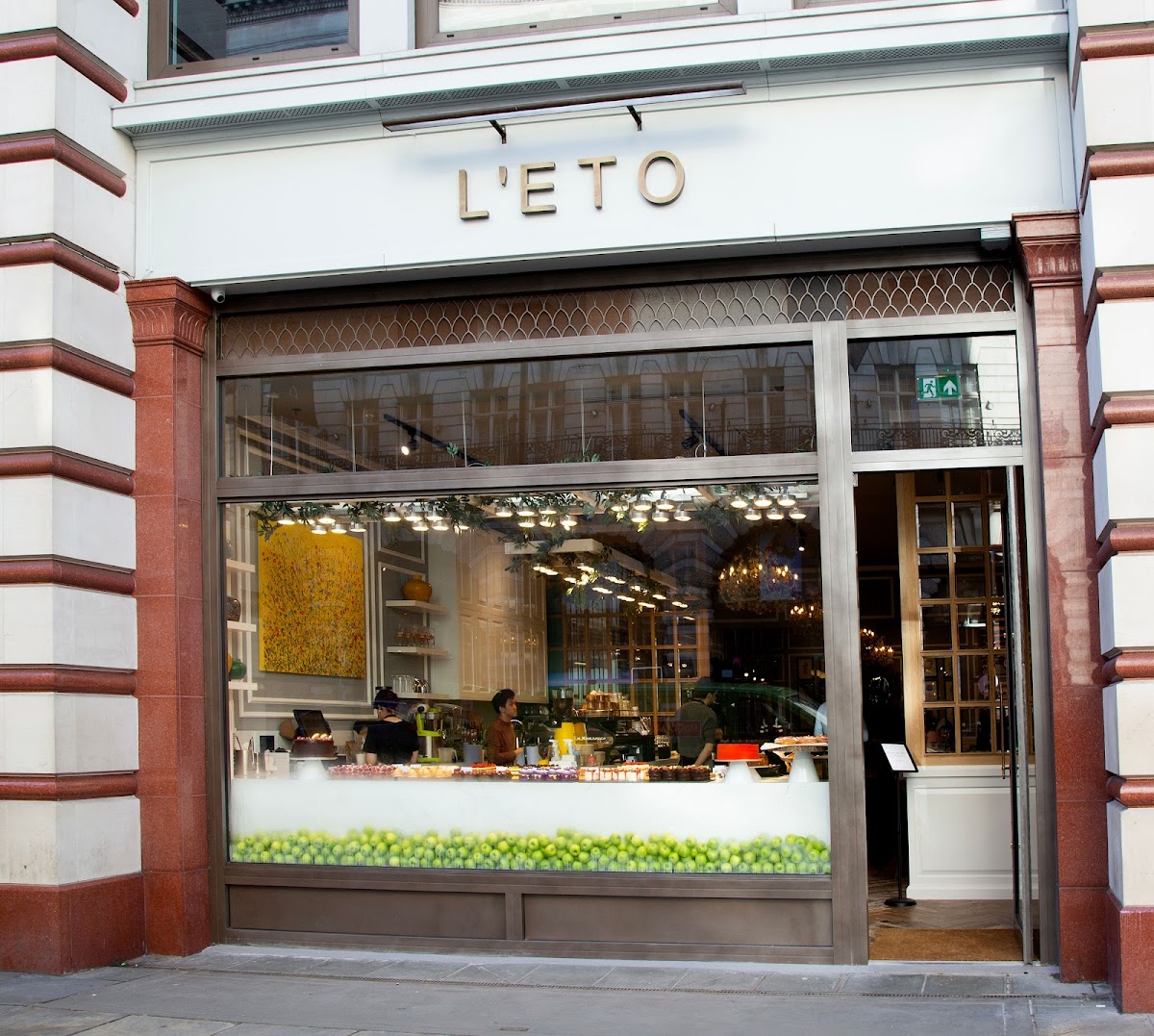 L'ETO Piccadilly