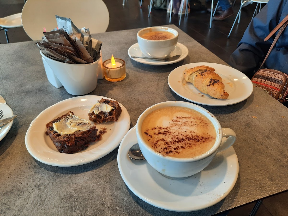 The Tower Cafe - Photo 2