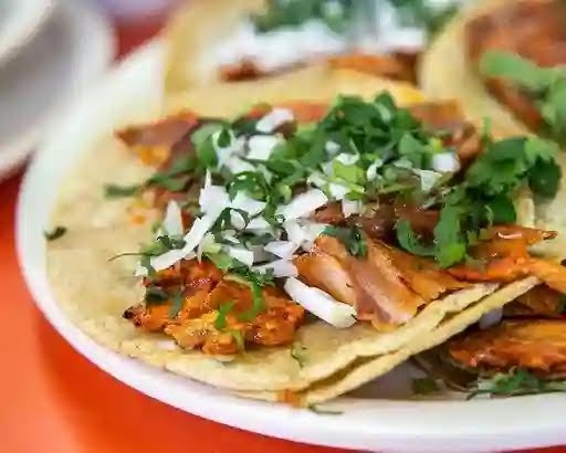 TAQUERIA EL CHARCO - Photo 2