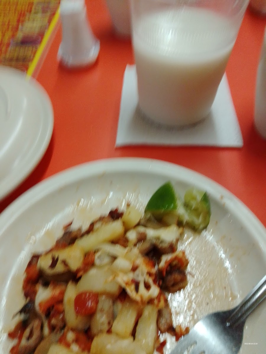TAQUERIA EL CHARCO - Photo 8