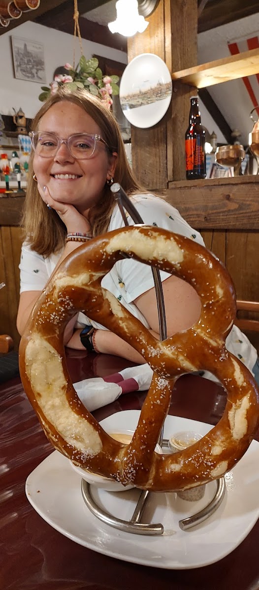 Old Bavaria Inn Restaurant - Photo 4