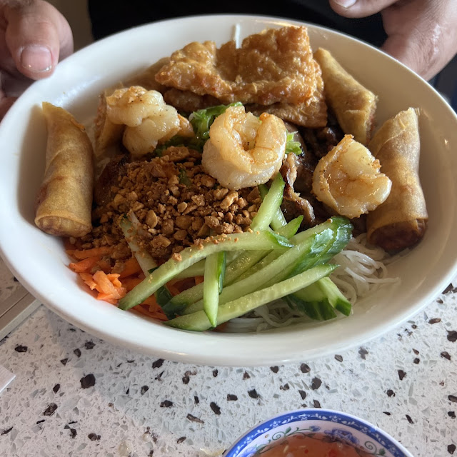 Spring Roll on Vermicelli