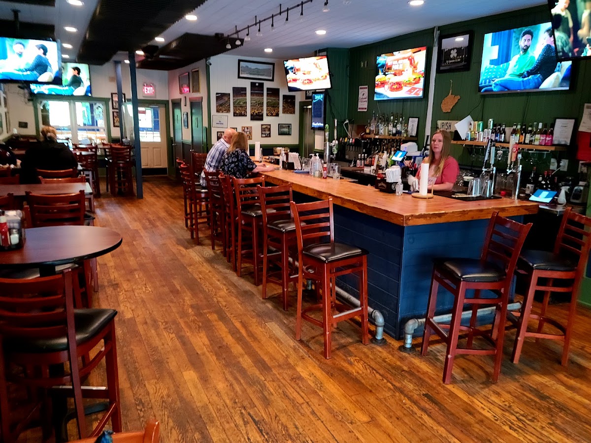 Maloney's Pub