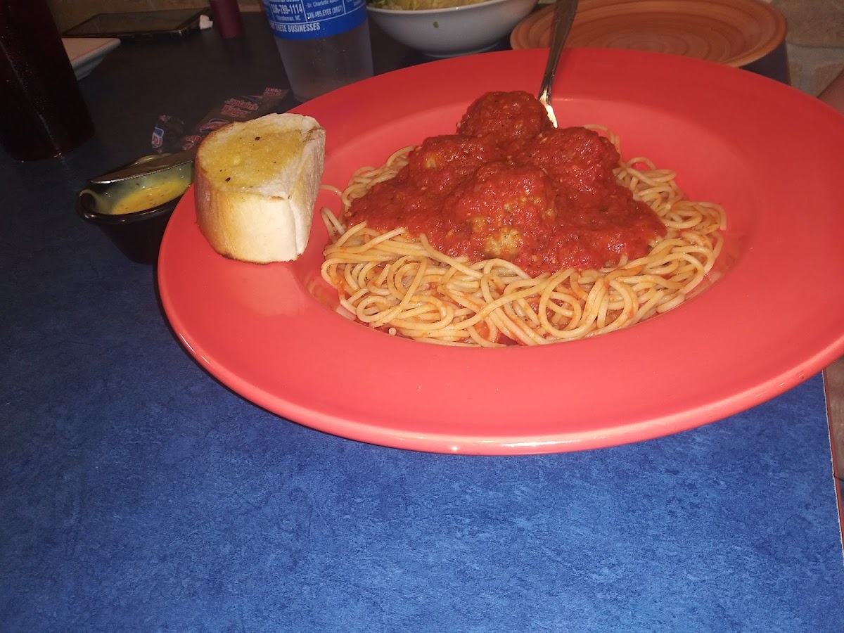 Soprano's Italian Restaurant - Photo 4