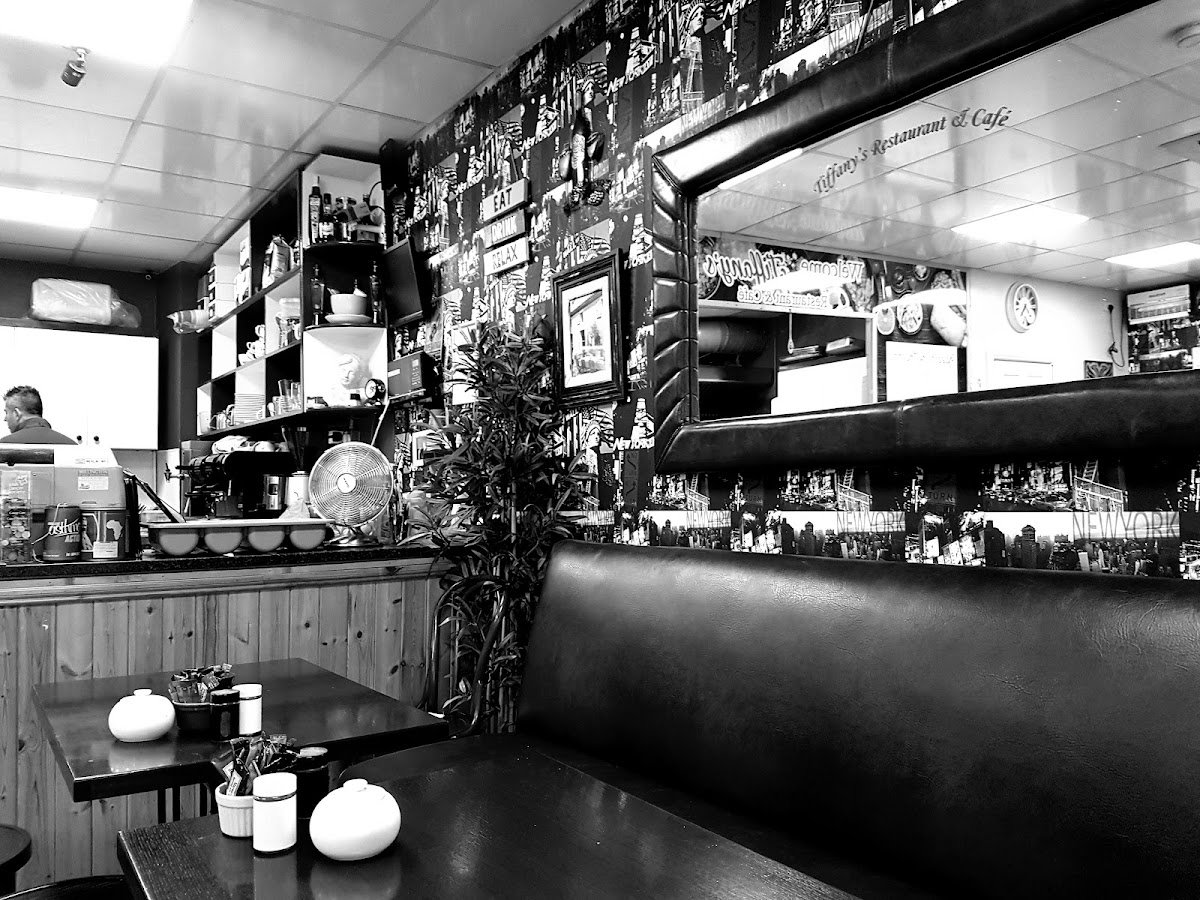 Tiffany's Cafe