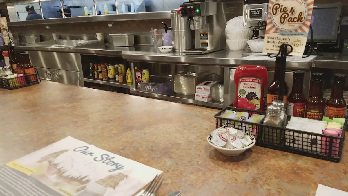 Black Bear Diner Draper - Photo 1