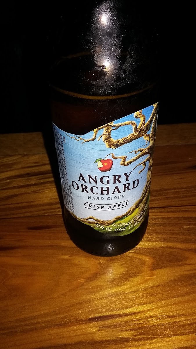 Longshotz Sports Bar - Photo 9