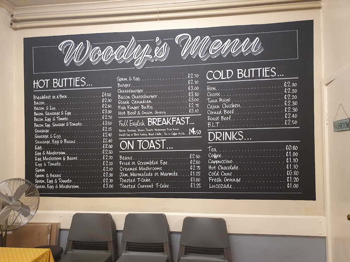 Woody's Cafe - Photo 1