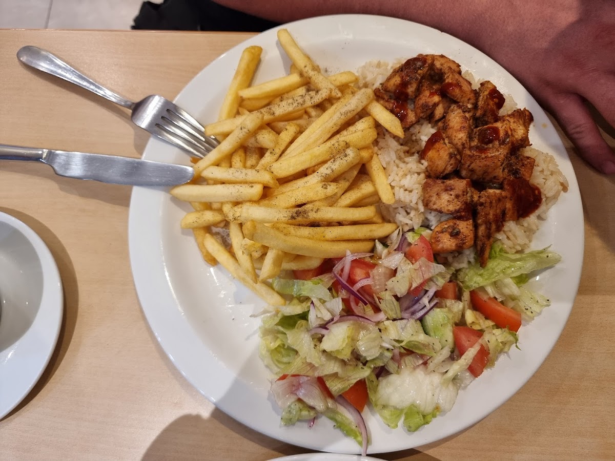 Troy Cafe Restaurant - Photo 9
