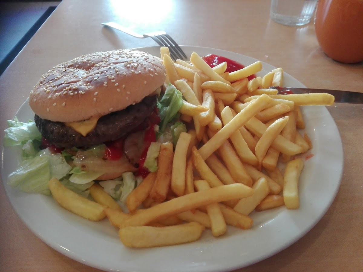 Troy Cafe Restaurant - Photo 6