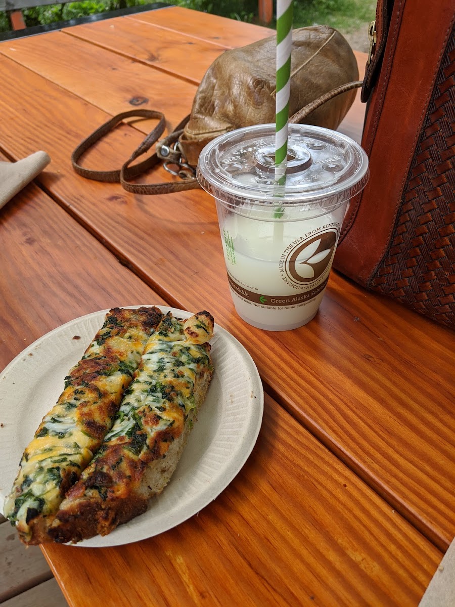 Talkeetna Spinach Bread - Photo 4