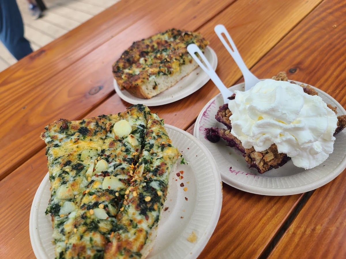 Talkeetna Spinach Bread - Photo 8