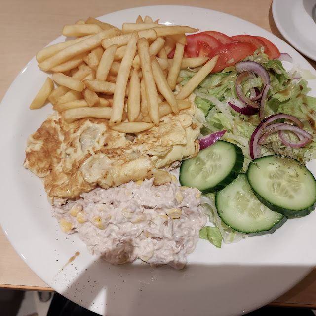 Omelette with Fries and Salad