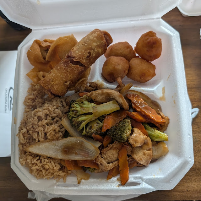 Chicken Lo Mein Combo