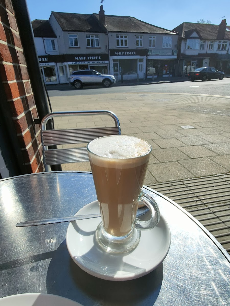 Moo & Bean Cafe - Photo 3