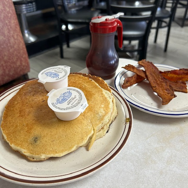 Blueberry Short Stack Pancakes
