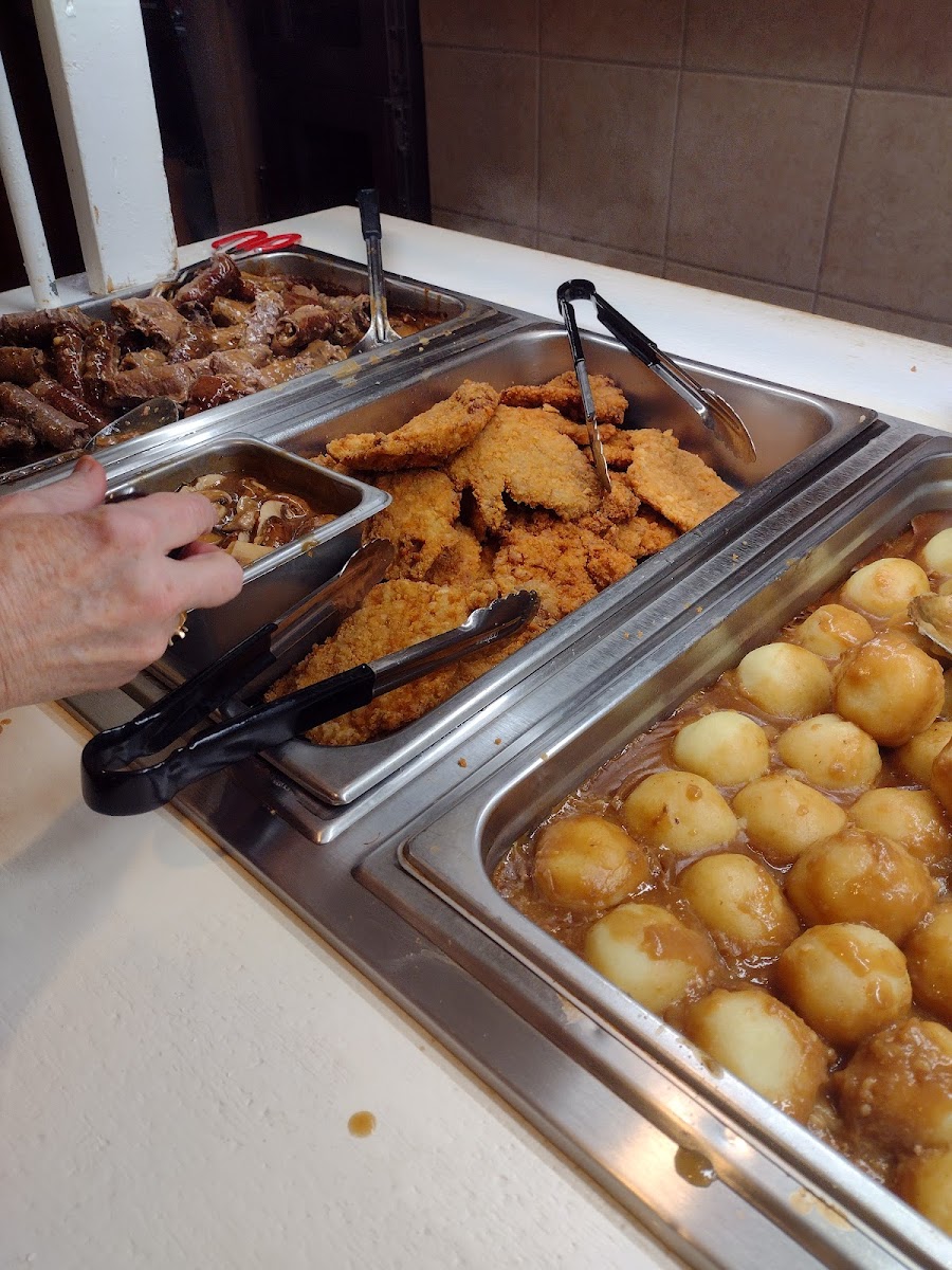 Plantation House Restaurant and Catering - Photo 5