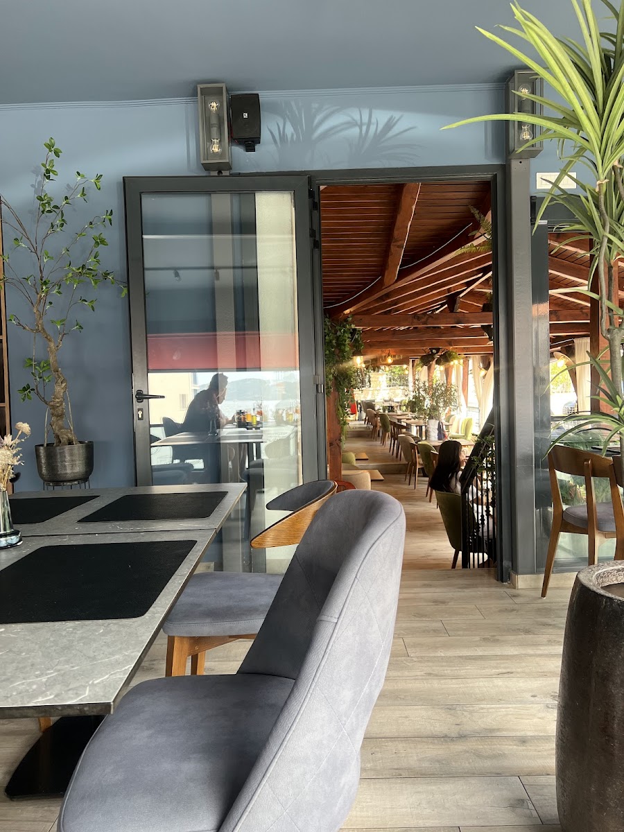 Konoba Pizzeria Mirkec - Photo 8