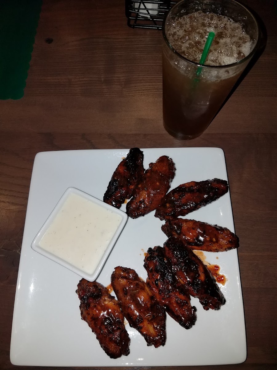 Arnie's Clubhouse Grill - Photo 9